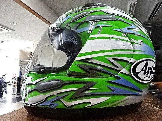Araiのヘルメット アストロTRカワサキグリーン 57.58CM ZRX1200 