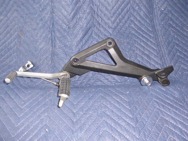 ★ KAWASAKI カワサキ ゼファー1100 純正 ステップ ペダル 左右セット ★_2