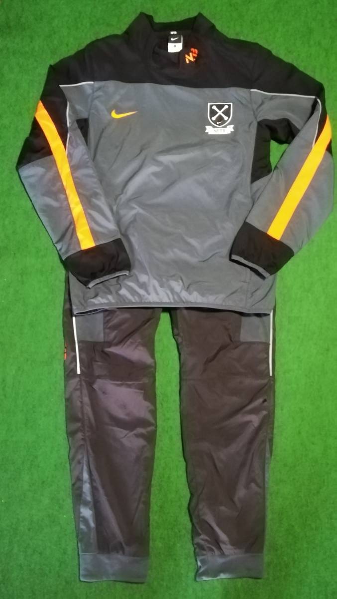 ナイキ Nftb ピステ 上下 黒灰xオレンジ S 165 Nike Football ウインドブレーカー 売買されたオークション情報 Yahooの商品情報をアーカイブ公開 オークファン Aucfan Com