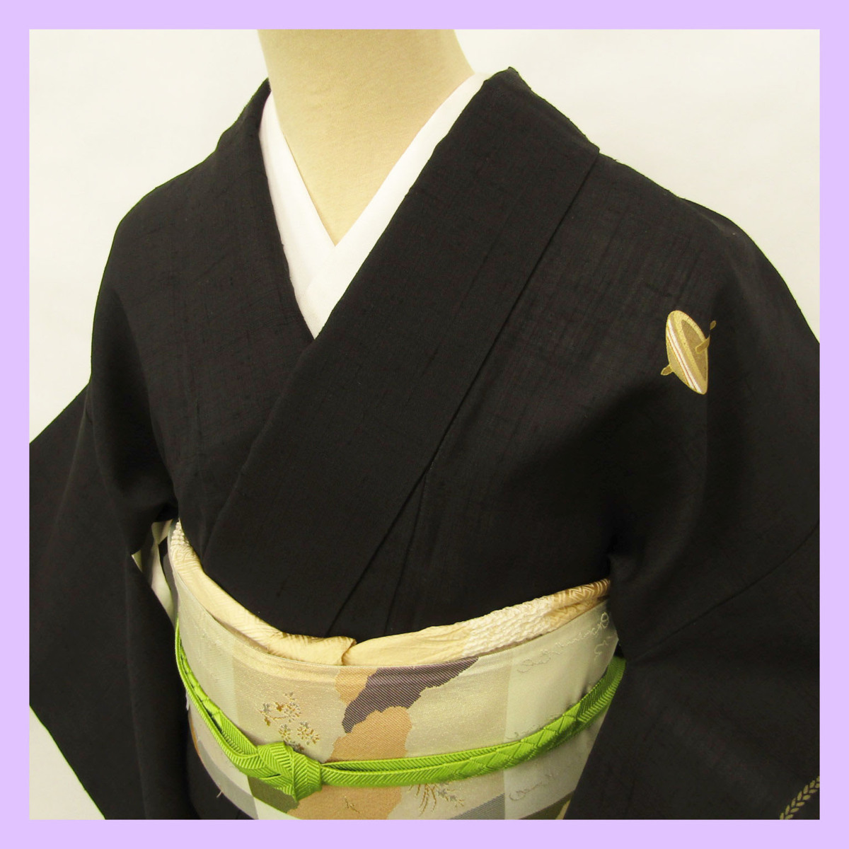 ◇衣紋屋◇9462 ♪ 付下げ訪問着 紬地 独楽文様 正絹 黒 ☆身丈162／裄 