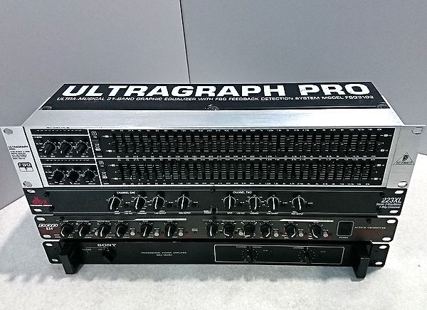 BEHRINGER 31バンド グラフィックイコライザー FBQ3102HD BEHRINGER