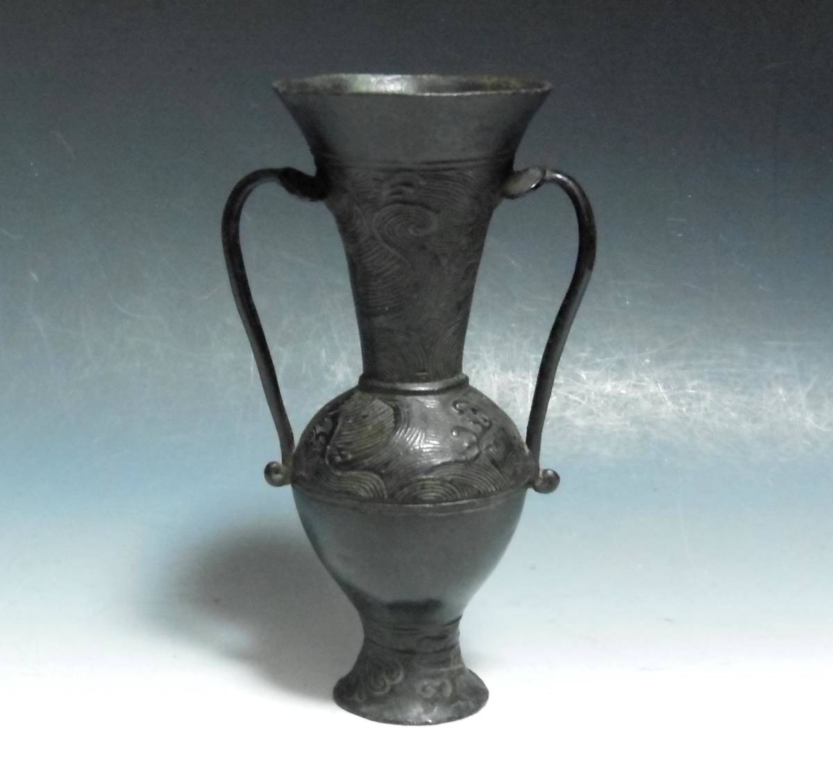 ○《 古銅 青海波紋様 花入 》 時代物 煎茶道具 茶道具 茶席道具 古