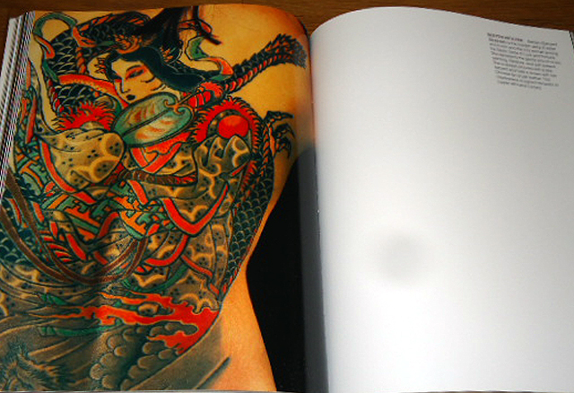 Tattoo 洋書刺青写真集！日本の刺青（The HORIKAZU Japanese 刺青本