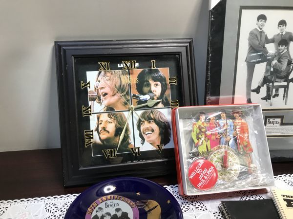 THE Day's Night Hard ビートルズ ビートルズのデビューシングル『LOVE DO』発売60周年を記念した ME A 来日60周年を BEATLES（ザ・ビートルズ）」の 伝説的ロックバンド「THE BEATLES オフィシャルウオッチ グッズ 60周年記念ウオッチ／プレミアム