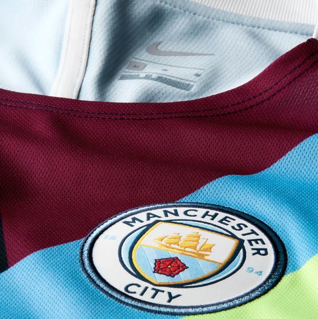 期間限定値下]【新品】NIKE Manchester City 6周年記念ユニフォーム XL