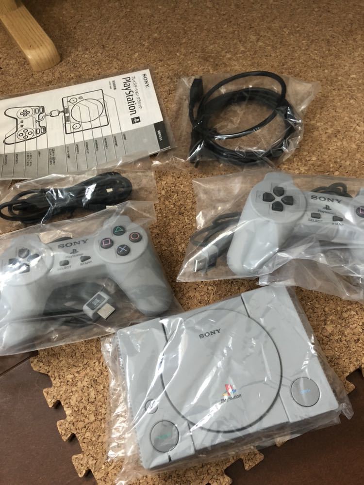 使用少）SONY プレイステーション クラシック 【公式通販】