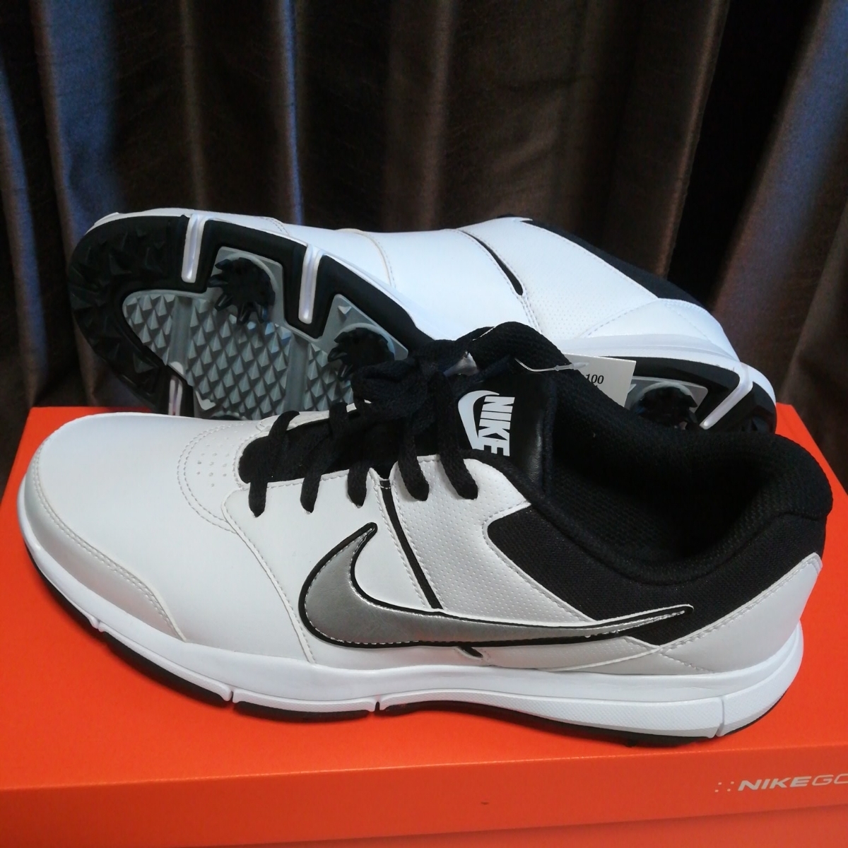 新品正規品 ナイキ NIKE ゴルフシューズ デュラスポーツ4 26.5センチ