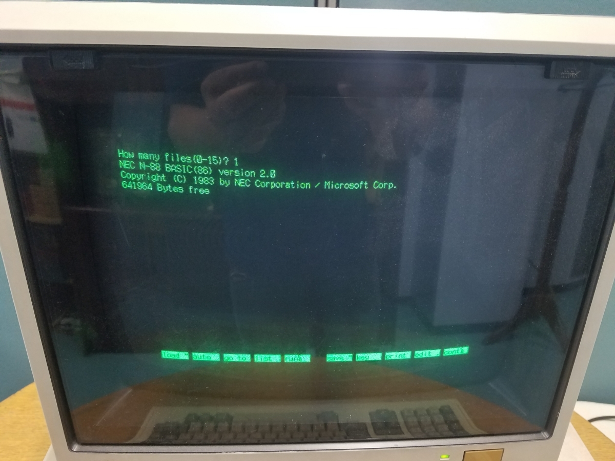 NEC PC-9801VX 通電OK キーボード付 NEC PC98 通電確認 ジャンク扱品