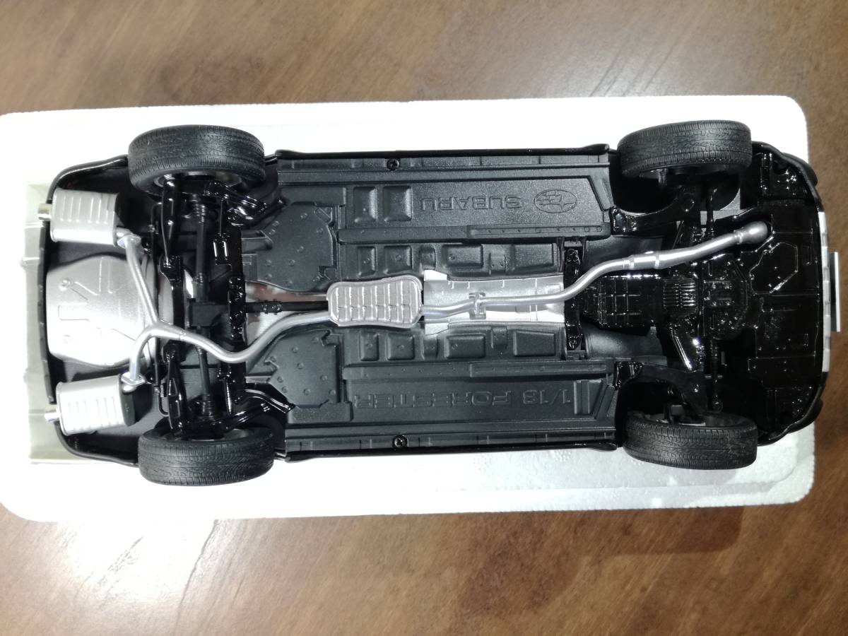 フォレスター スバル ミニカー 1⁄18 シルバー SH型 破格 森林人 超希少
