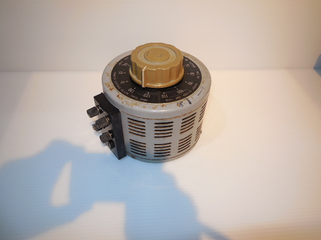 豊富な，お買い得 ＹＡＭＡＢＩＳＥＩ スライダック ＴＹＰＥ Ｓ－130－10 稼働品(昇圧トランス、昇圧器)｜売買されたオークション情報、yahooの商品情報をアーカイブ公開 - オークファン 昇圧トランス、昇圧器