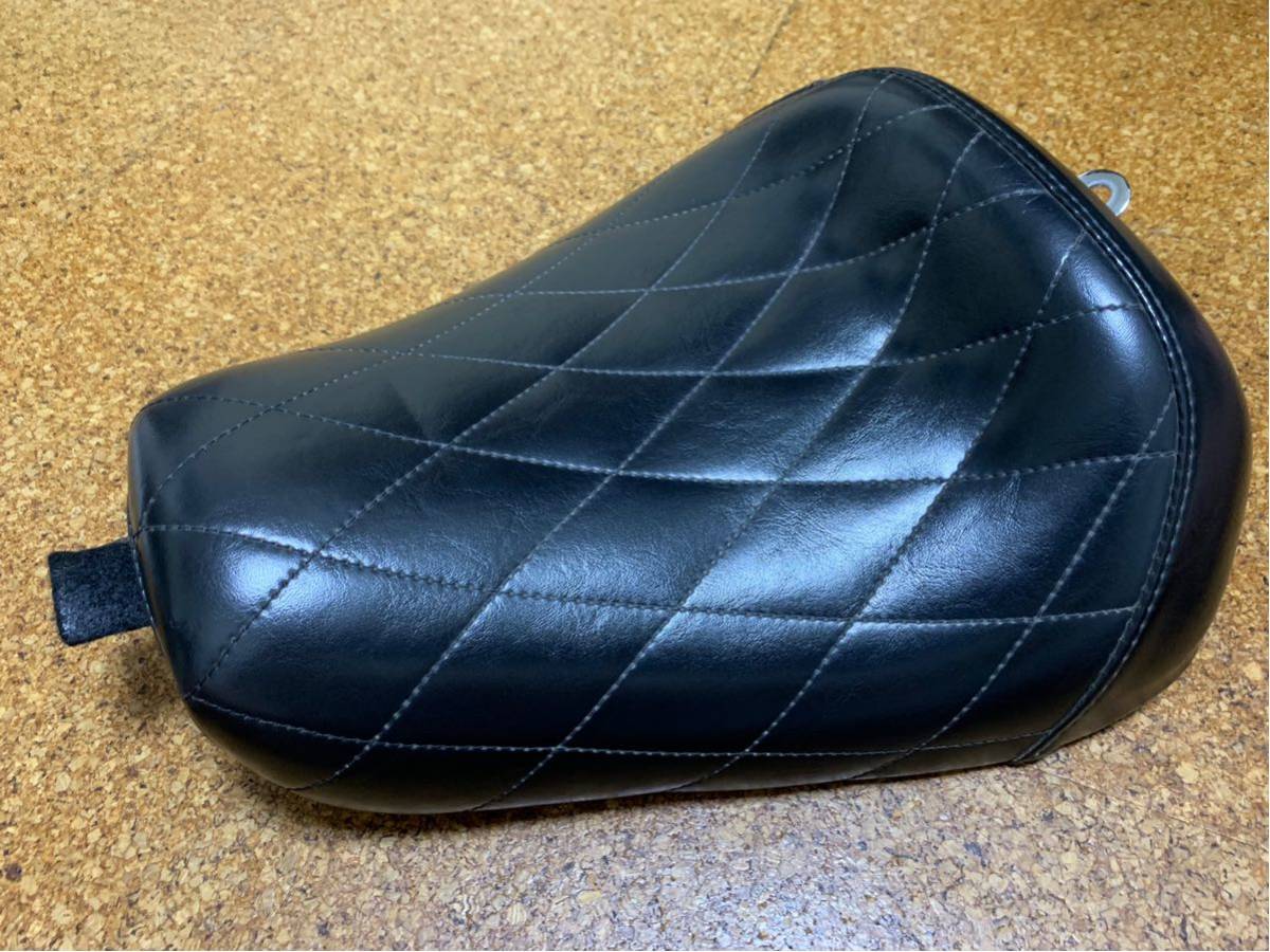 ハーレーダビッドソン スポーツスター Le Pera ダイヤモンドステッチシート