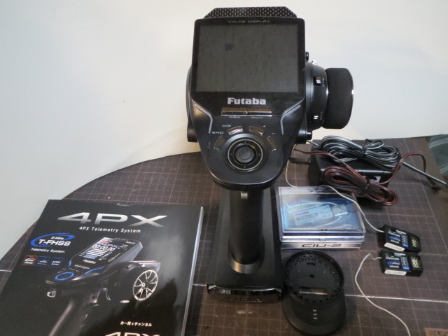 フタバ　４ＰＸ　2.4GHZ 　ダブルレシーバー　中古　Ｒ３０４ＳＢ中古　２個付　BB1045 CIU-2 USB1.1インターフェイス中古付