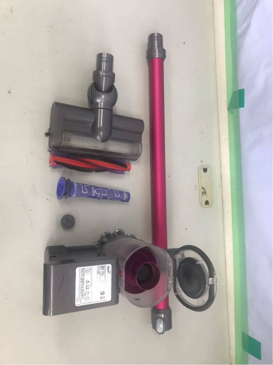 dyson DC62 ジャンク品　部品の新品あり dyson 掃除機 DC62 ジャンク品 ③ ご覧頂きありがとうございます