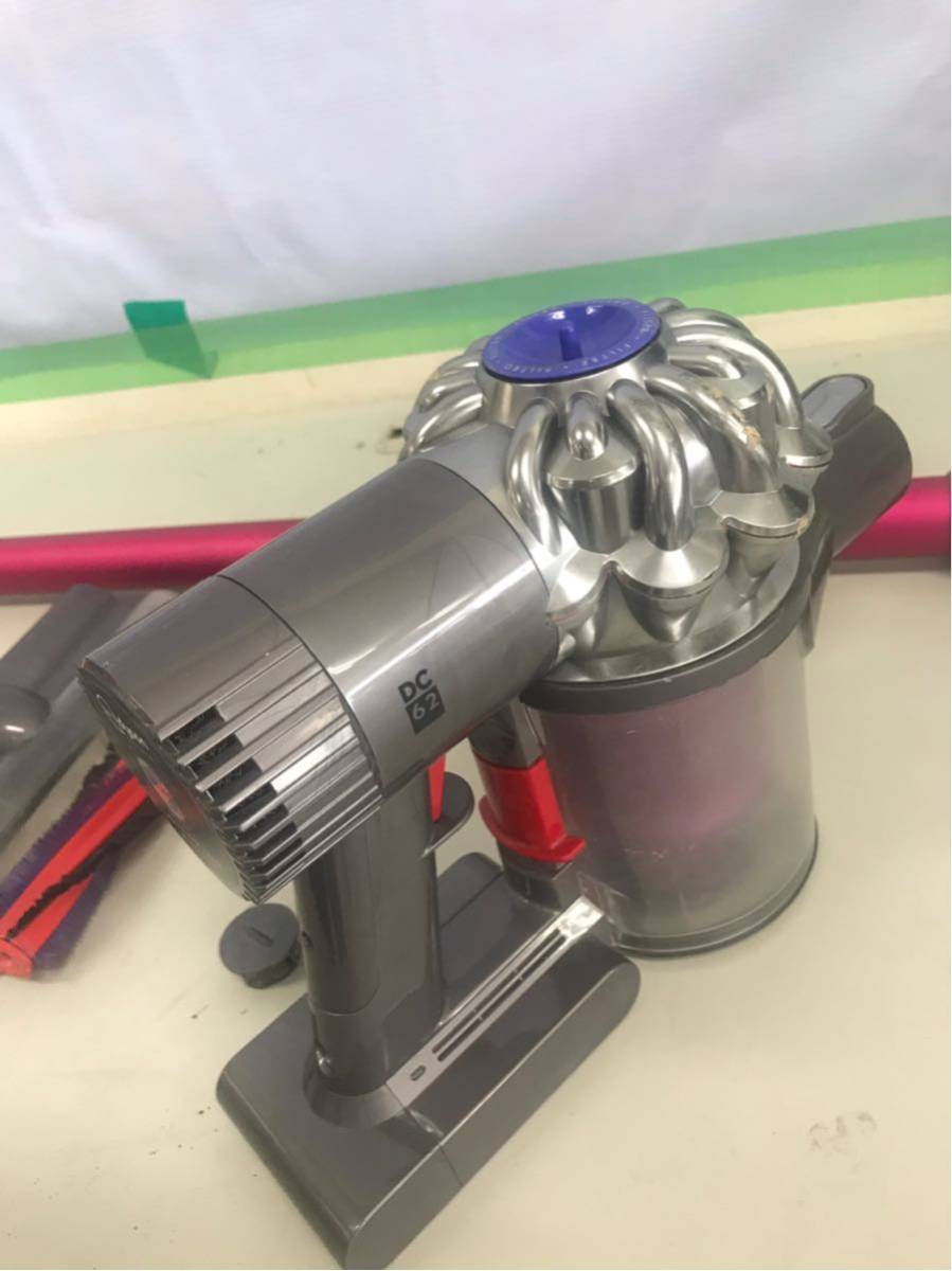 dyson 掃除機 DC62 ジャンク品 ③ ご覧頂きありがとうございます