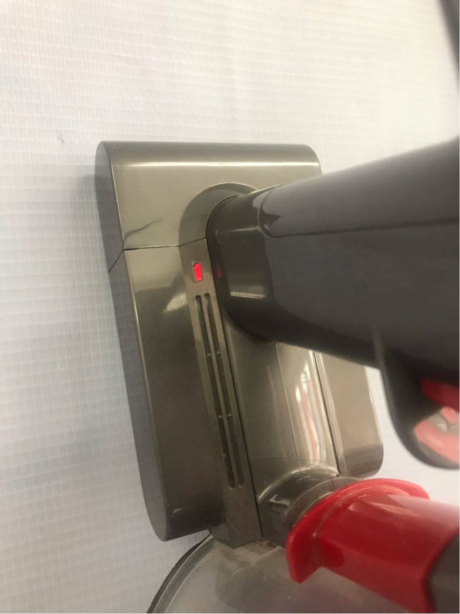 dyson 掃除機 DC62 ジャンク品 ③ ご覧頂きありがとうございます