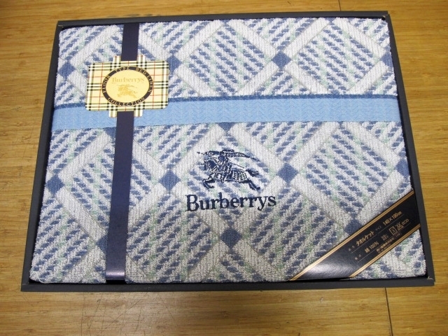 タオルケット BURBERRY（タオルケット）のフリマアイテム一覧