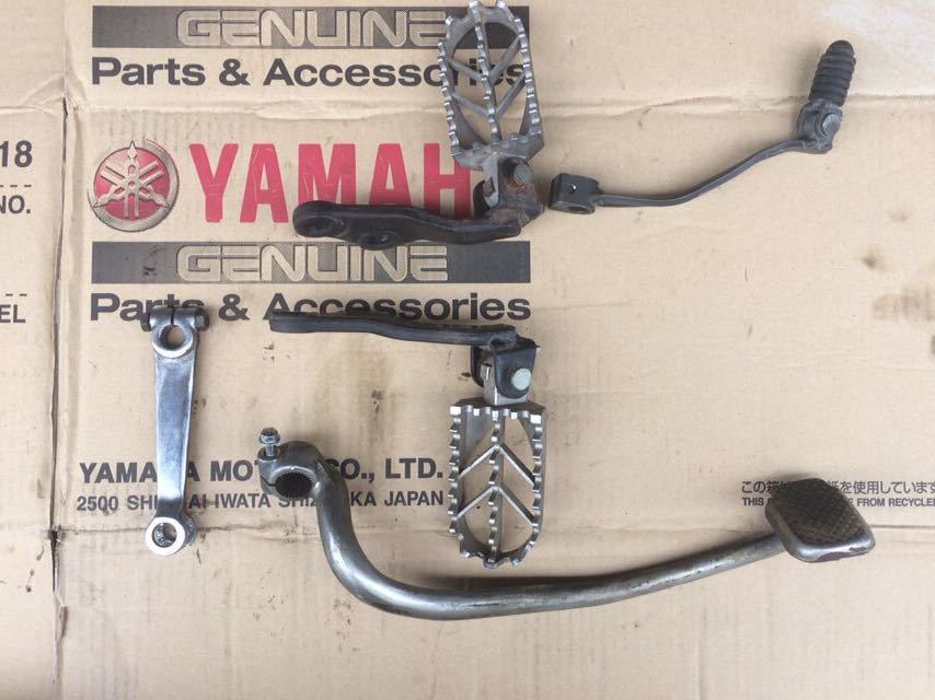 【驚きの破格値，低価】 SR400 フォワードステップ セット ワイドステップ付 SR500 VMX(ヤマハ用)｜売買されたオークション情報、yahooの商品情報をアーカイブ公開 - オークファン ヤマハ用
