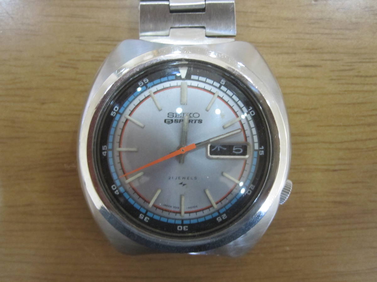 7019-6040 セイコー OH済 5スポーツ 自動巻 21石 SEIKO ブラック文字盤 