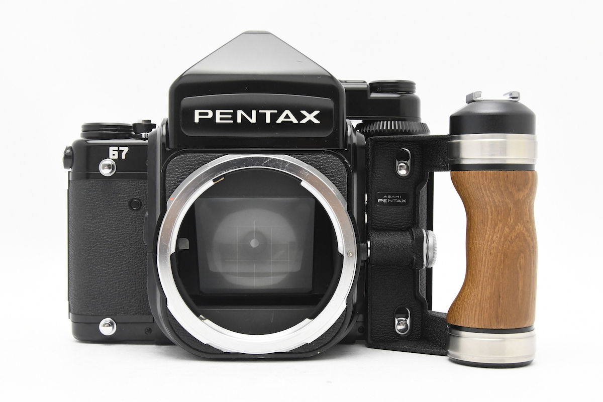 PENTAX 67 用　木製グリップ　ペンタックス Wood Camera Hand Grip For Pentax 67 6X7 6*7 Left and Right Handle