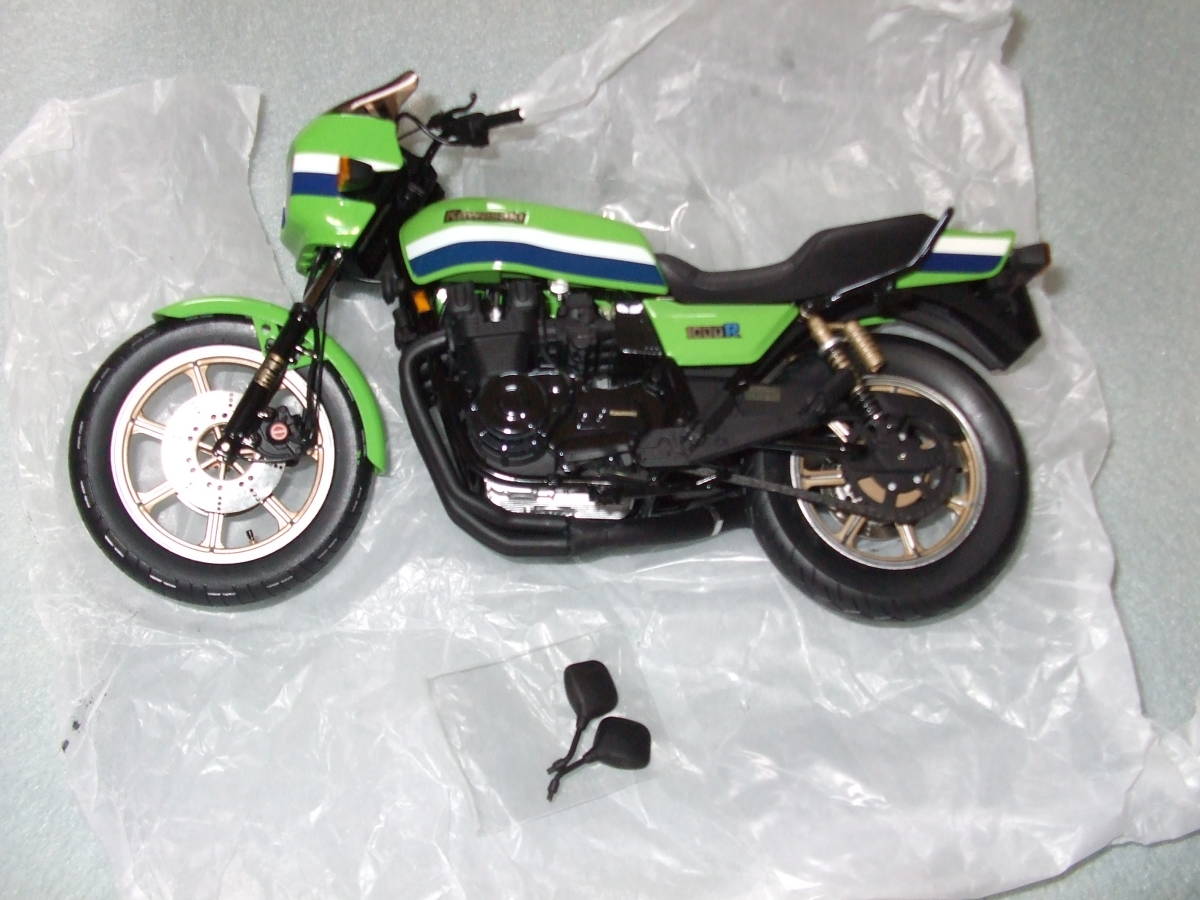 ウィッツ WIT's 1/12 カワサキ KAWASAKI Z1000R1 マイルストーン BK127