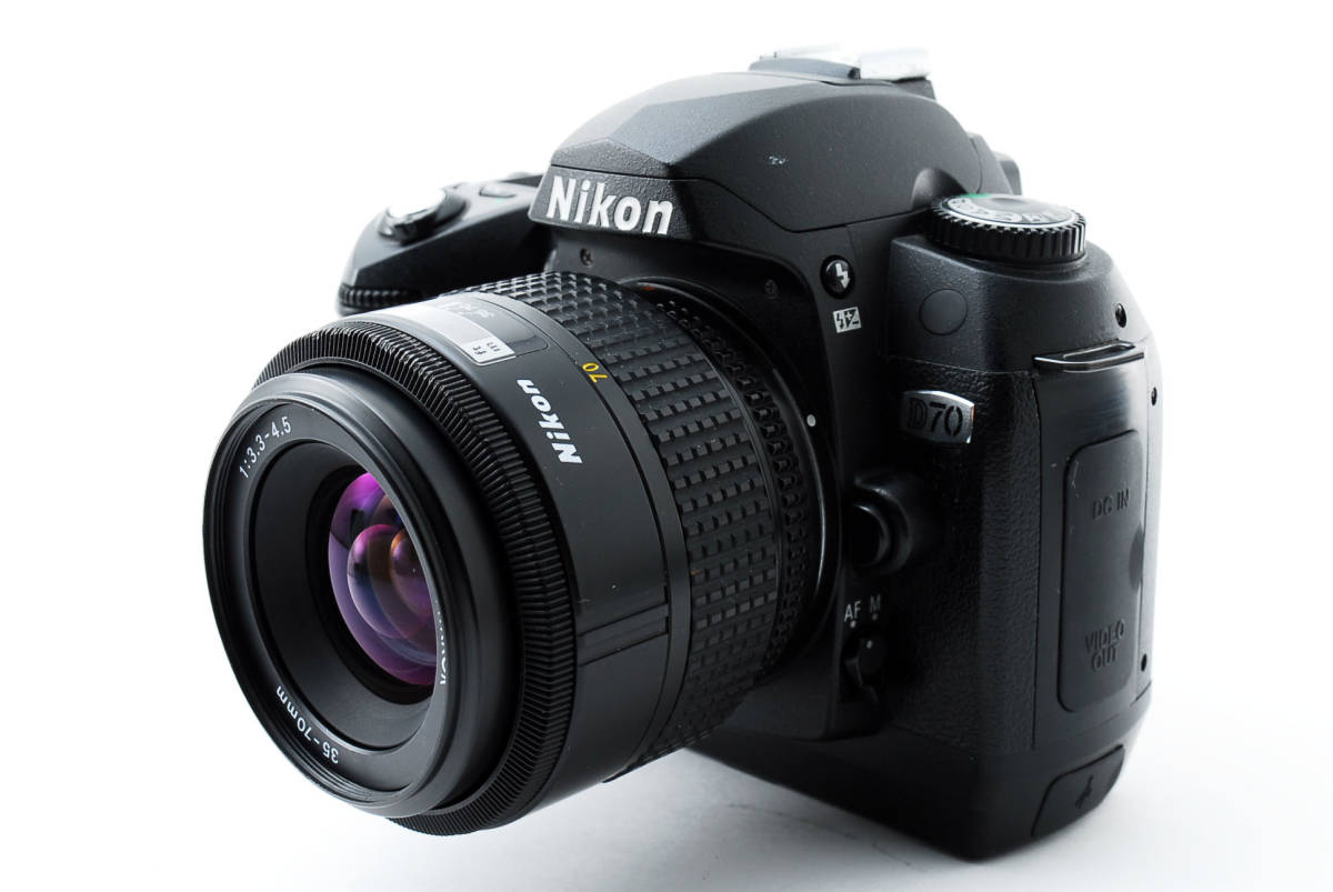 ❤️Nikon D70❤️届いてすぐ使えるセット❤️近くも遠くも1本で撮れる❤️ D70 ☆極上美品級＆届いてすぐ使える☆ニコン 中望遠レンズセット