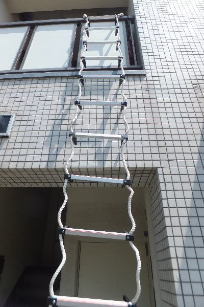 ☆蛍光避難はしご B N型・サンコー株式会社☆中古品☆