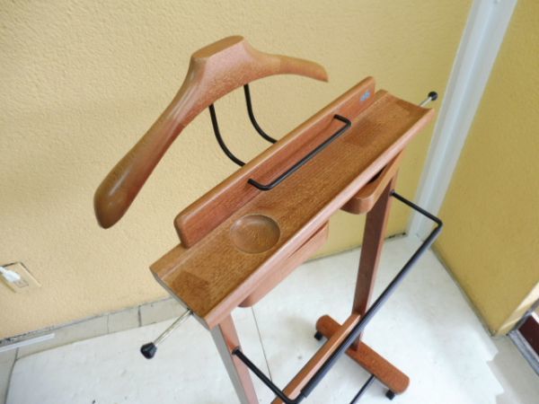 アクタス取扱 aris社 アリス イタリア製 高級ハンガーラック スーツ