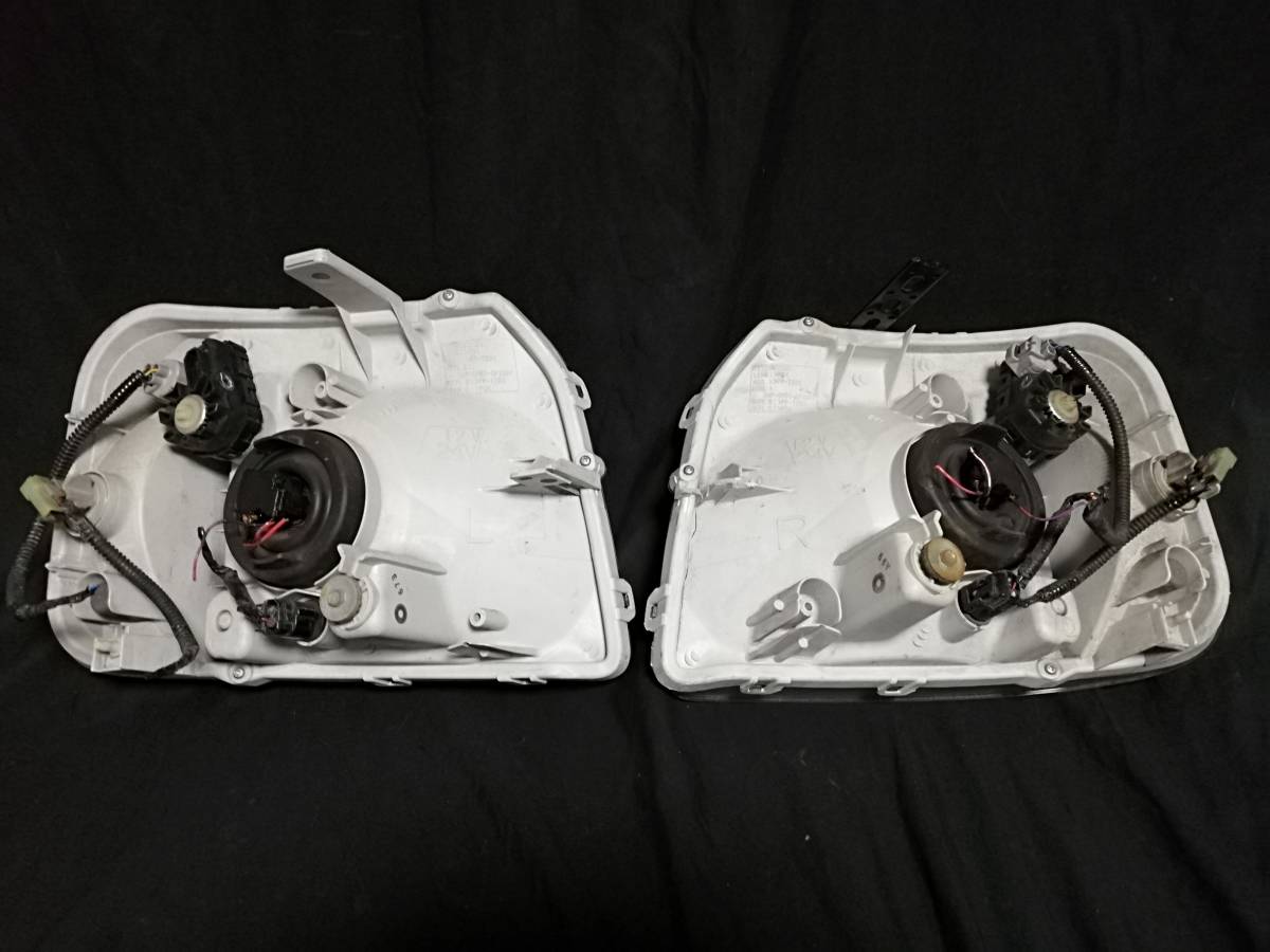 310 HM1／HH5 バモス・アクティ レベライザー付き ヘッドライト左右