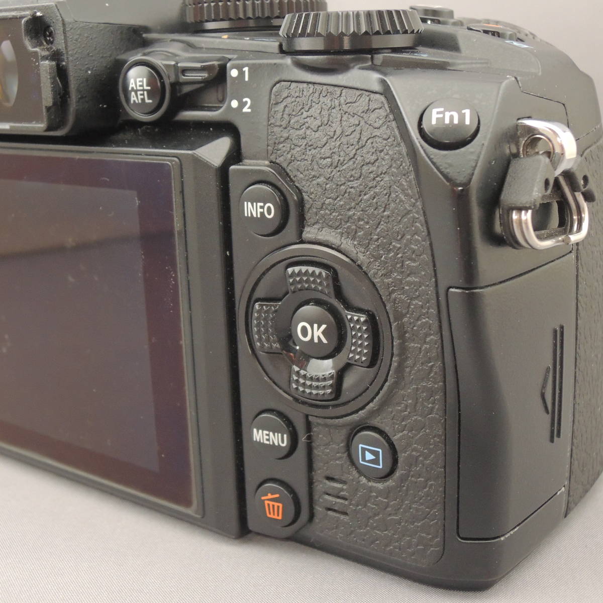 OM-D E-M1 - オリンパス OLYMPUS ボディ Olympus Digital 価格比較