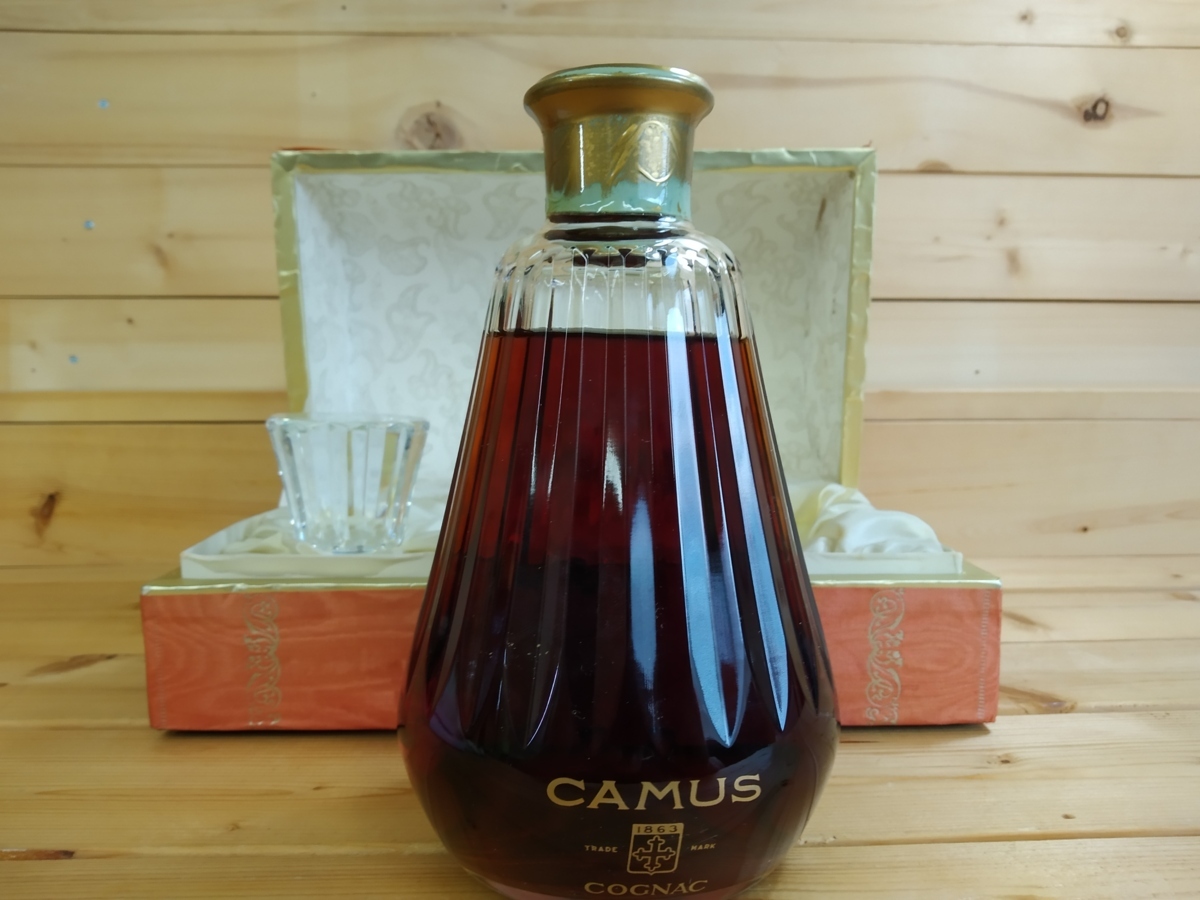 古酒☆未開栓 カミュ / CAMUS カラフェ 箱・替え栓付き バカラボトル