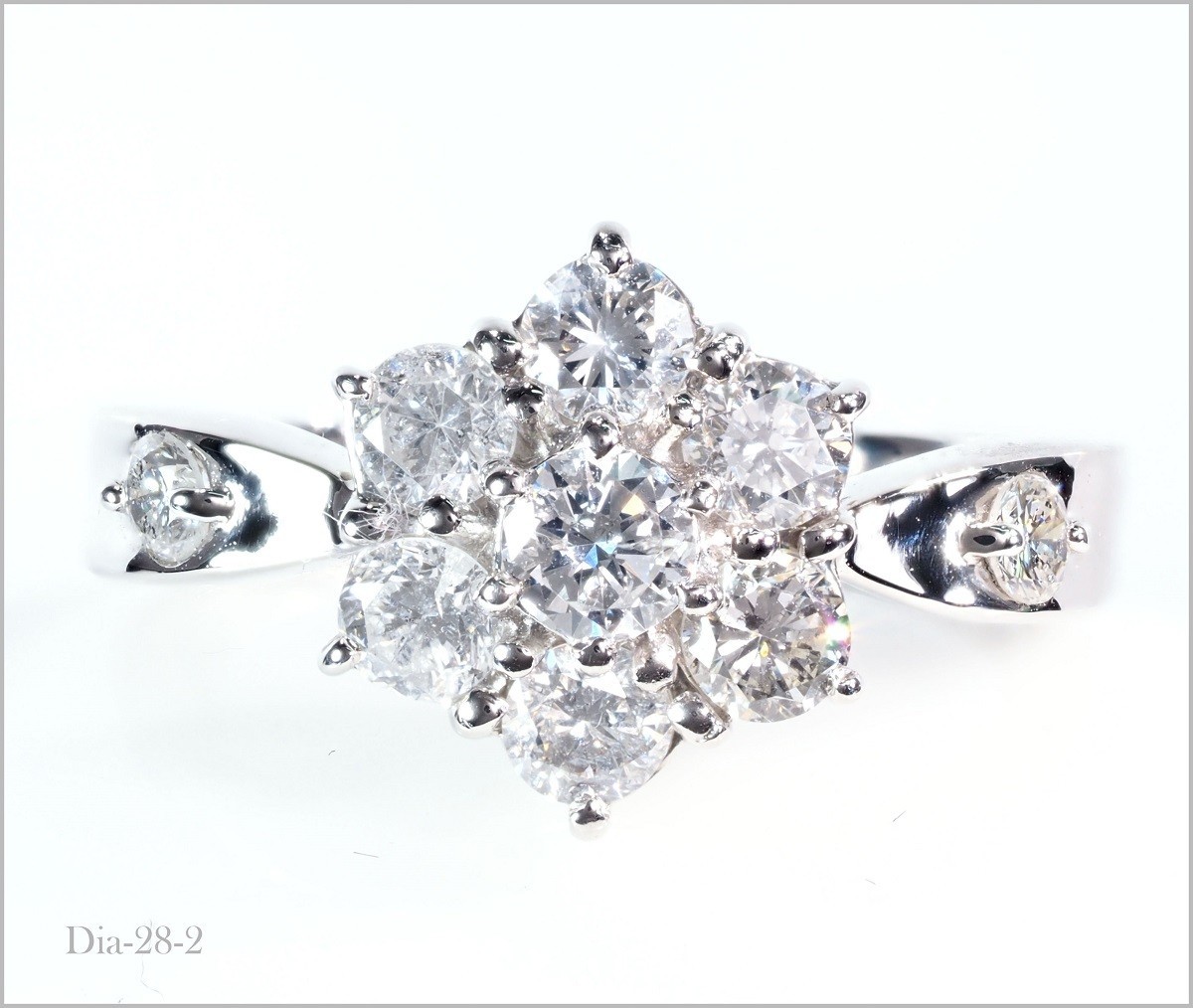 【最高級】250万円 ダイヤモンド リング 指輪 PT900 刻印有〈宝石の王様 プラチナ製 〈ザ・ゴールデン・ジュエリー〉 天然 1 ++