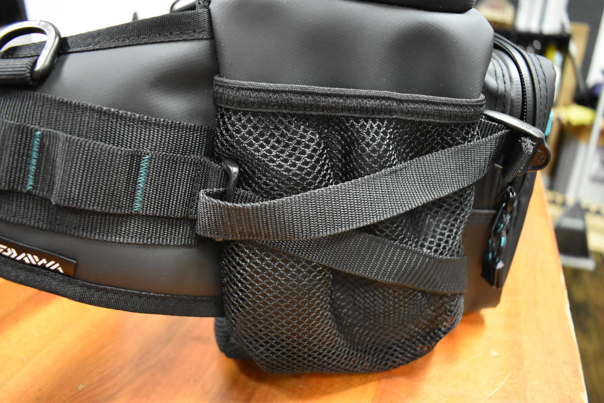 限定最安値 【美品】ダイワ エメラルダス タクティカル ウエストバッグ ブラック DAIWA Emeraldas 外寸 約16×31×22cm