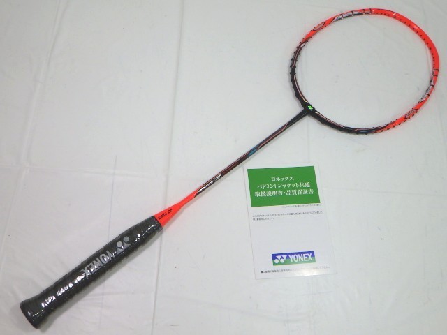 N*e様 バドミントンラケット 黒と赤の配色 YONEX | バドミントンラケット ヨネックス（YONEX）（メンズ