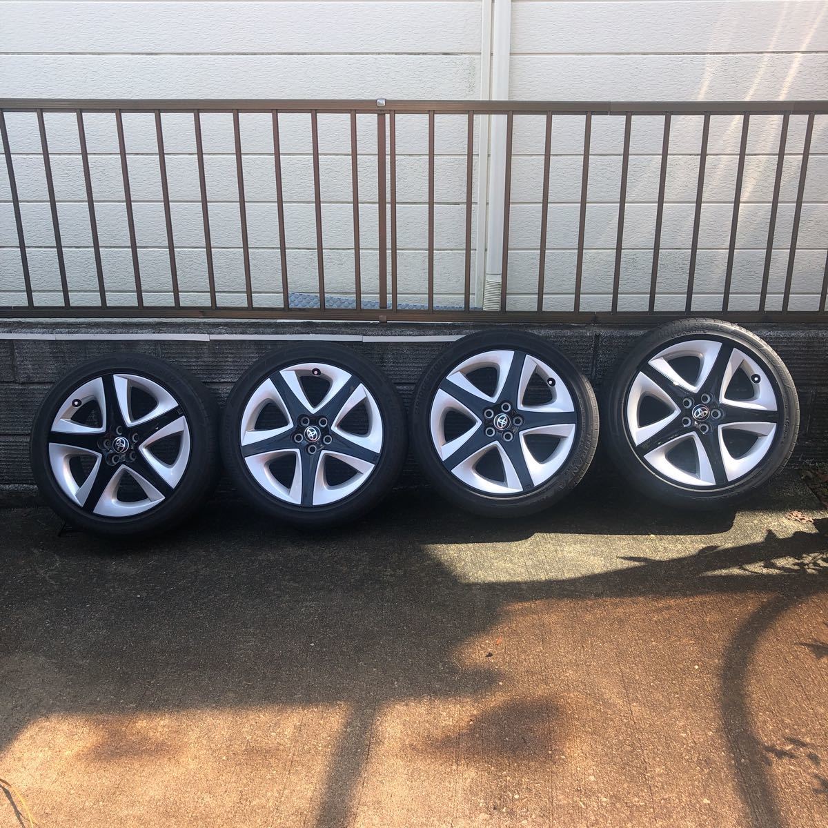 美品】プリウス50 純正ホイール 17インチ ブリヂストン 215/45R17 4本 