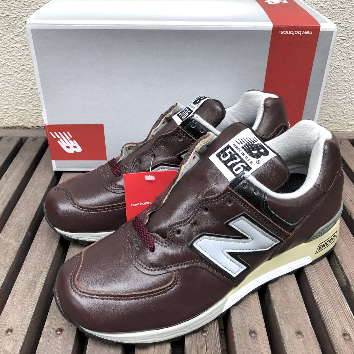 格安，定番人気 NIKE ナイキのスニーカー。