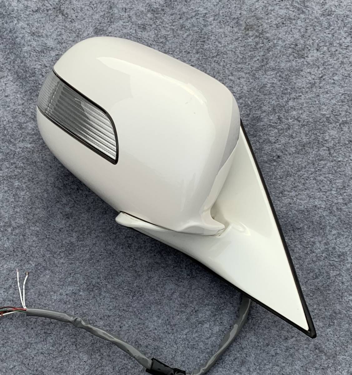 クラウン 18系□ゼロクラウン 純正OP LEDウインカー付 ドアミラー 右側 