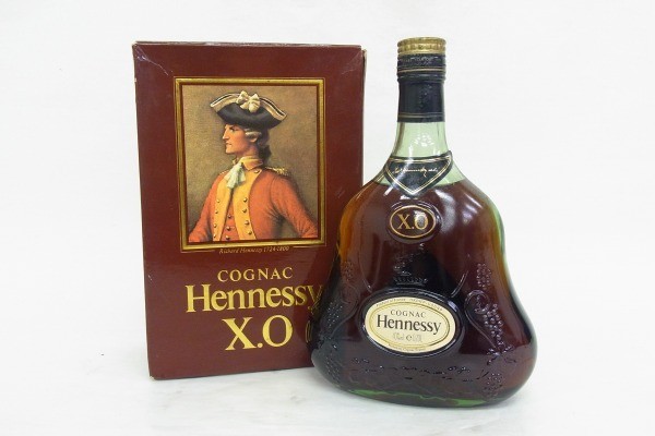 Hennessy XO X.O Cognac by Lunar New Year | 0 VIII Collection