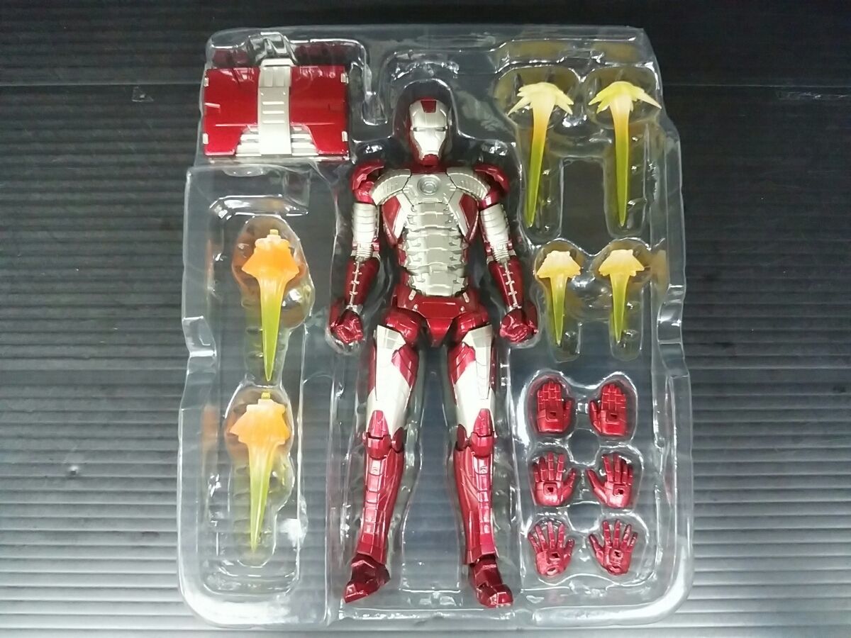 S.H.Figuarts アイアンマン マーク5 SHF アイアンマン2 アベンジャーズ 