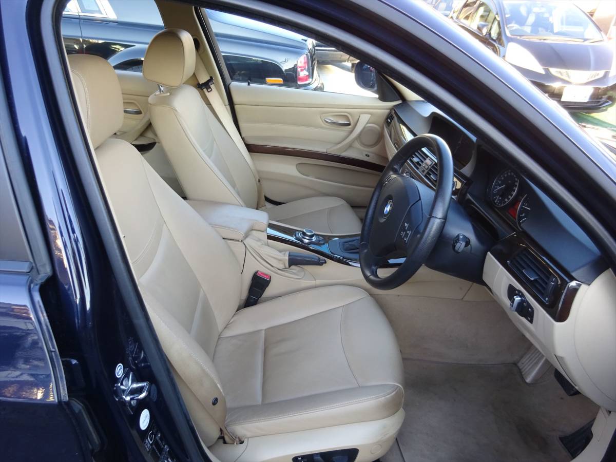 正規輸入販売元 BMW*320Iツーリング*ハイライン*革*SR*HID*スマート 