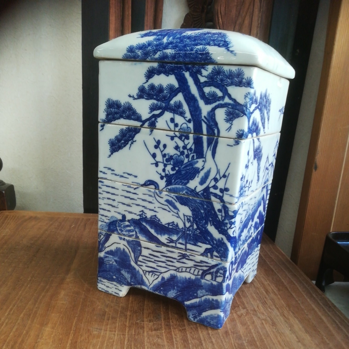 重箱 松竹梅 メルカリ 金彩 - 4段重 有田焼 鶴 輪島塗の4段重箱 黒に