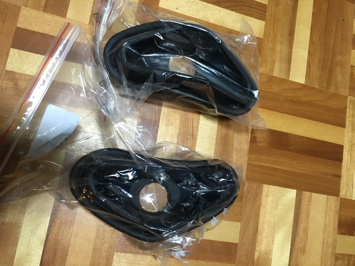 【低価，100%新品】 BMW R100 RS フロントカウル ブーツ 左右セット フォーク ゲイター(BMW用)｜売買されたオークション情報、yahooの商品情報をアーカイブ公開 - オークファン BMW用