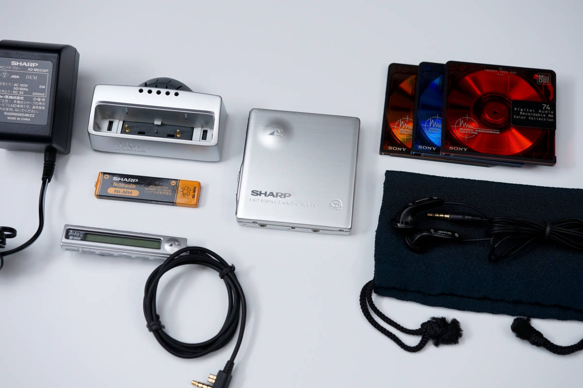ipod classic 80gb MB147J デジタルオーディオプレーヤー オーディオ機器