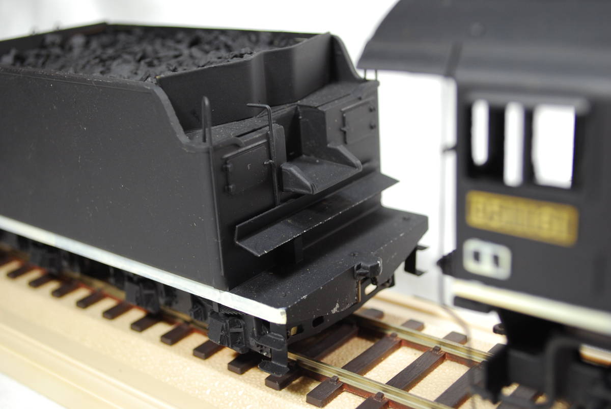 U36◇【送料無料】◇鉄道模型 D51 蒸気機関車模型 1/42スケール