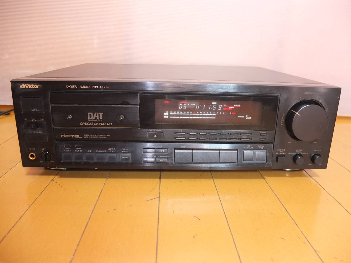 VICTOR/ビクター XD-Z700 DATデッキ 録再OK ビクター XD-Z700 Victor