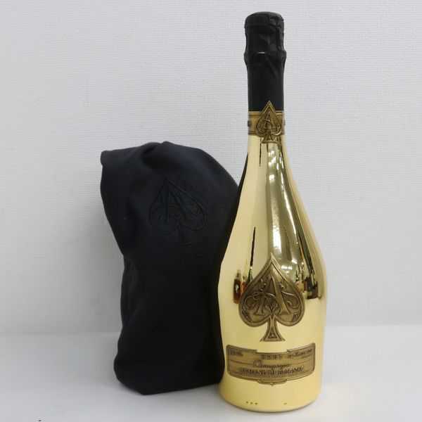 【セール，定番】 ARMAND DE BRIGNAC アルマンドブリニャック ゴールド ブリュット 750ml N9L1430(シャンパーニュ)｜売買されたオークション情報、yahooの商品情報をアーカイブ公開 - オークファン スパークリング