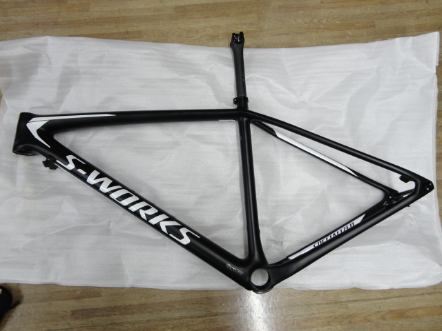 最安値，お得 スペシャライズド S-WORKS EPIC HT CARBON ２９フレーム ２０１８(Lサイズ以上)｜売買されたオークション情報、yahooの商品情報をアーカイブ公開 - オークファン ハードテイル