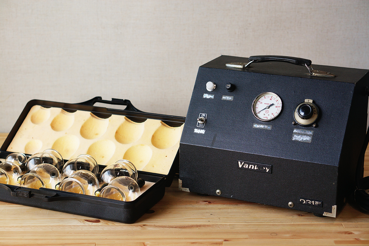 Vankey/バンキー D31型 電気真空治療器 ジャンク 吸着具9個付き [追加 