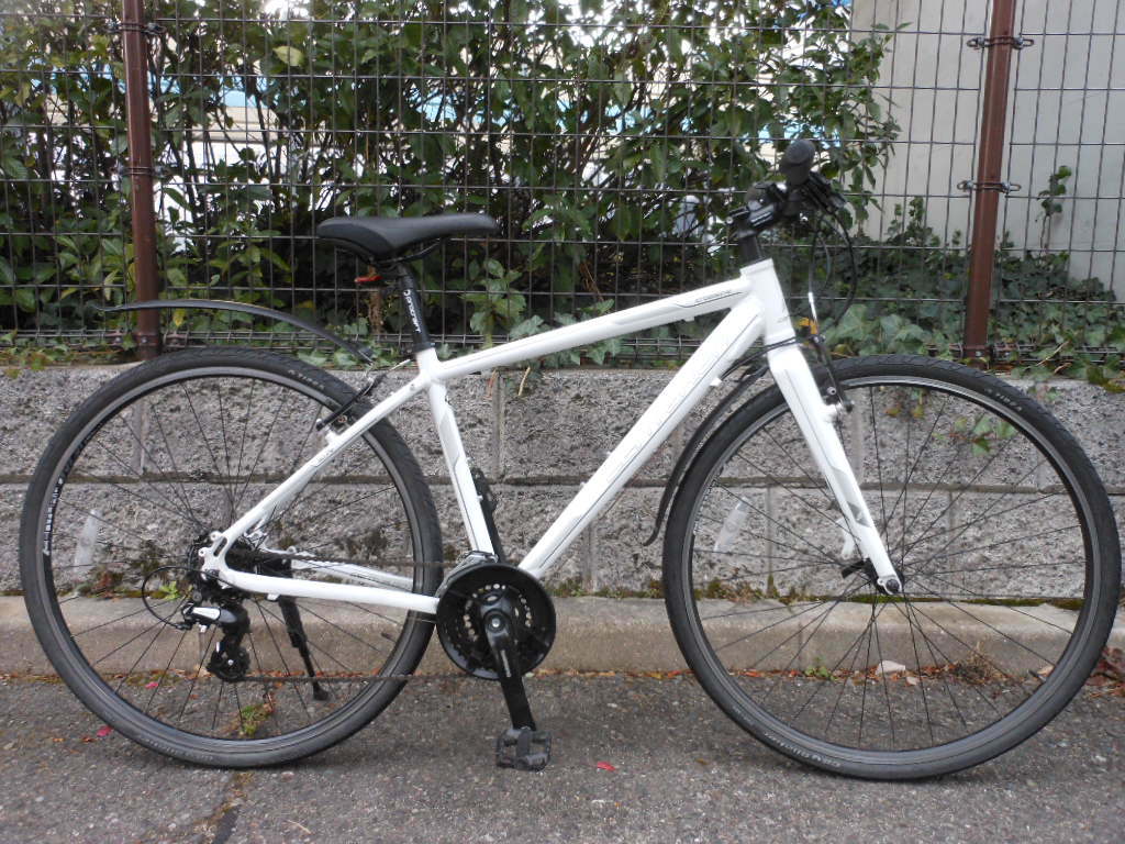 爆買い B11 CENTURION crossline30R SHIMANO/21speed アルミ フル装備 整備/清掃済 440MM タイヤ良好 良品 クロスバイク 自転車(Mサイズ)｜売買されたオークション情報、yahooの商品情報をアーカイブ公開 - オークフ Mサイズ