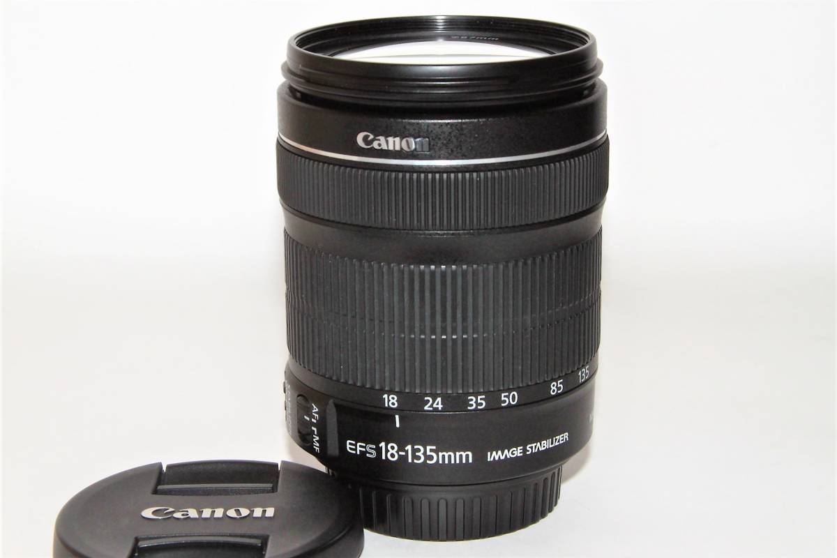Canon EF-S 18-135mm IS f⁄3.5-5.6 Lens STM : USM com is Zoom