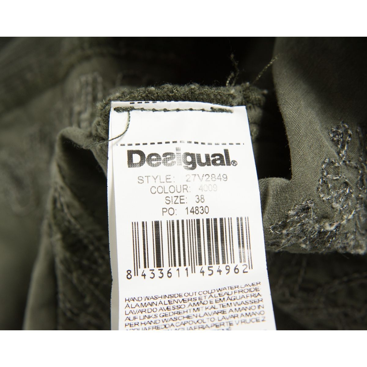 レディース desigual フェイクファーベスト メルカリ 2026年最新 